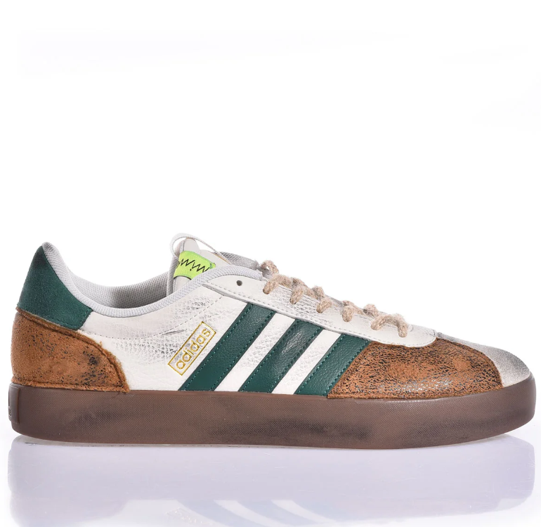 Retro Low-Top Sneakers – White, Forest Green & Brown