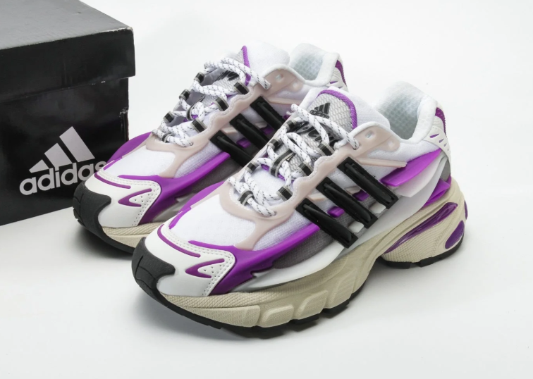 Retro Chunky Lace-Up Sneakers with Three-Stripe Detail