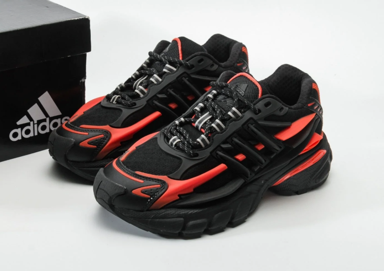 Retro Chunky Lace-Up Sneakers with Three-Stripe Detail