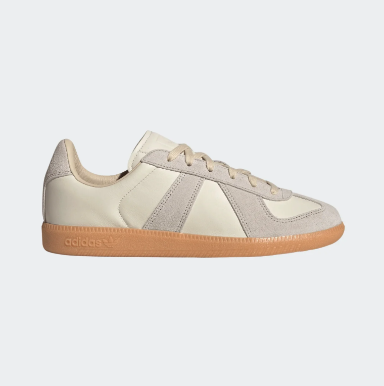 Retro Low-Top Sneakers – Cream, Light Gray & Gum