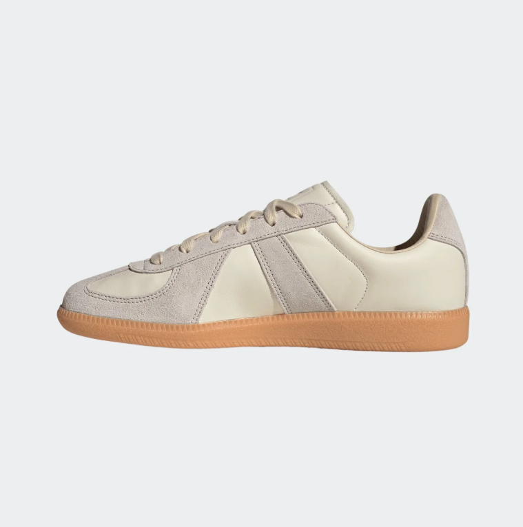Retro Low-Top Sneakers – Cream, Light Gray & Gum