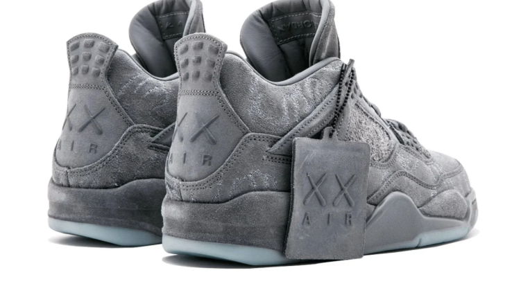 Textured Mid-Top Sneakers – Gray with Ice-Blue Sole